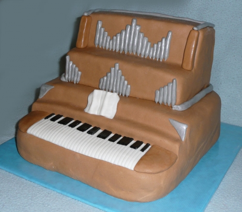 Svadobné torty » Torta Narodeninová torta klavir