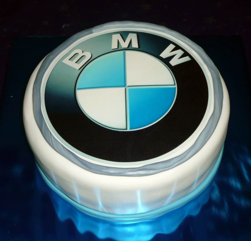 Jedlé obrazky na torty » Torta BMW