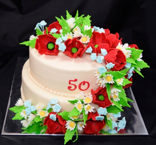 Torty pre ženy » Torta Na 50tku s kvetmi